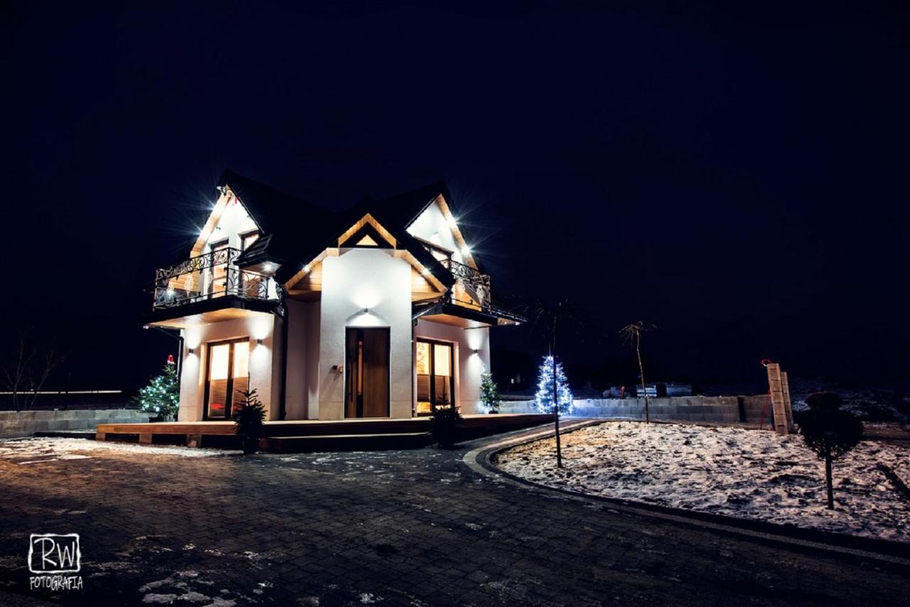 Laura Resort - Luxury Chalets Z Jacuzzi Шафляры Экстерьер фото