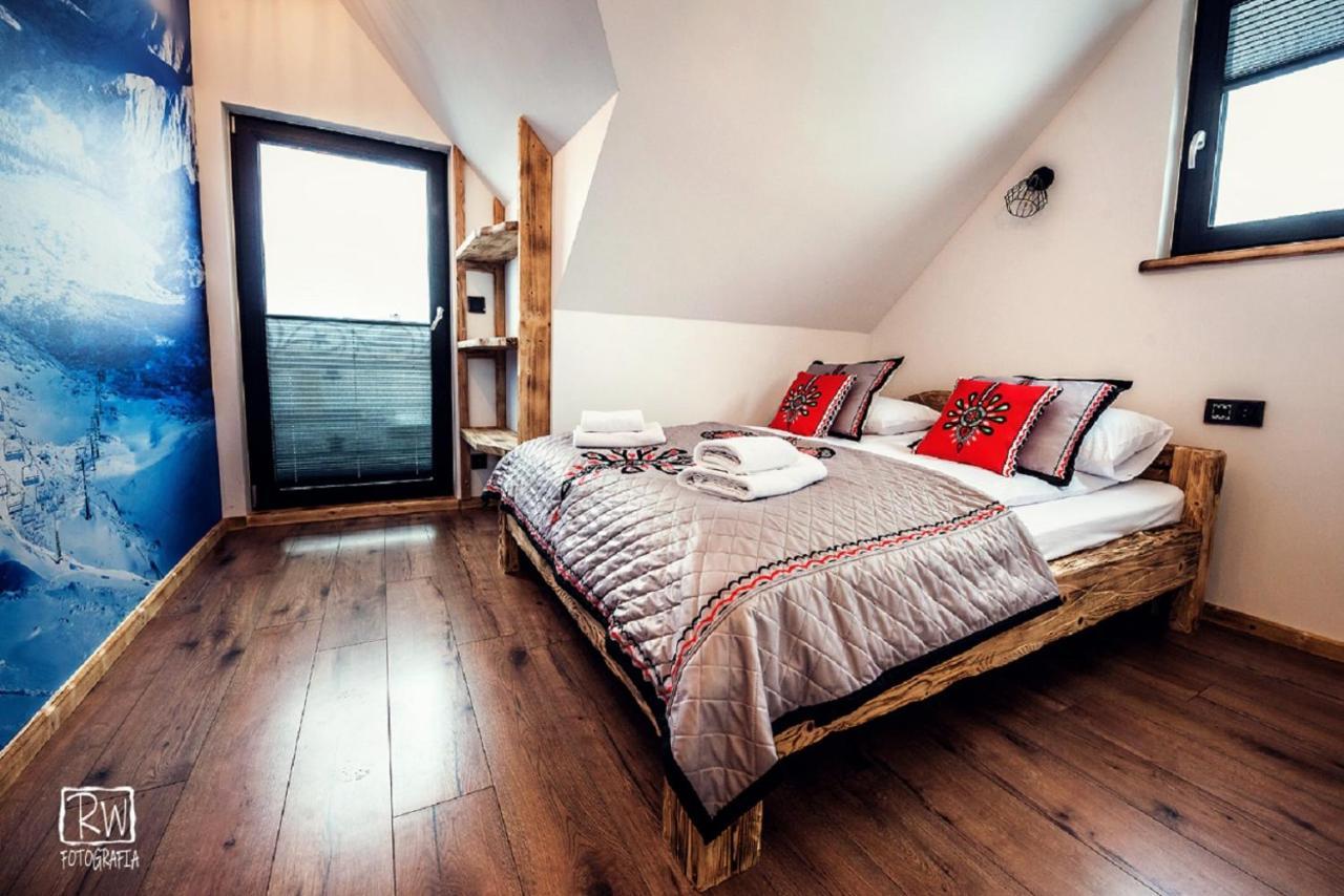 Laura Resort - Luxury Chalets Z Jacuzzi Шафляры Экстерьер фото